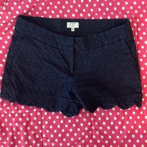 Navy crown and ivy shelby scalloped shorts